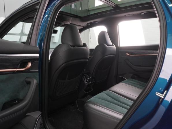 Geely Monjaro I с пробегом 2023 года, цена 3 392 000 рублей, 55822 км, внедорожник, Автокод Объявления