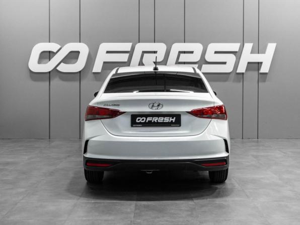 Hyundai Solaris II Рестайлинг с пробегом 2021 года, цена 1 619 000 рублей, 79230 км, седан, Автокод Объявления