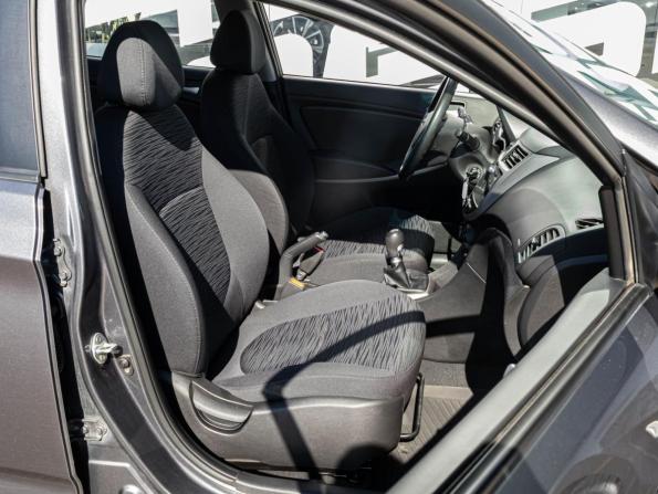 Hyundai Solaris I Рестайлинг с пробегом 2014 года, цена 789 000 рублей, 91901 км, седан, Автокод Объявления