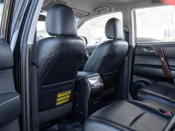 Toyota Highlander II (XU40) Рестайлинг с пробегом 2013 года, цена 2 220 000 рублей, 202839 км, внедорожник, Автокод Объявления