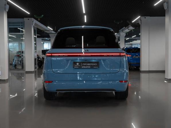 Li Auto (Lixiang) L9 I с пробегом 2023 года, цена 6 420 000 рублей, 48721 км, внедорожник, Автокод Объявления