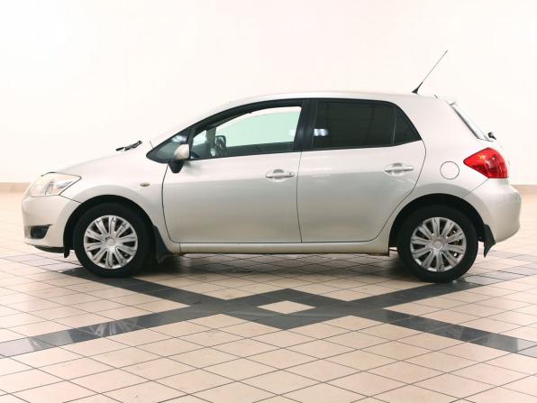 Toyota Auris I с пробегом 2008 года, цена 575 000 рублей, 135000 км, хэтчбек, Автокод Объявления