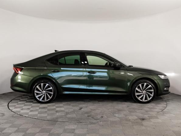 Skoda Octavia IV (A8) с пробегом 2021 года, цена 2 199 000 рублей, 134396 км, лифтбек, Автокод Объявления