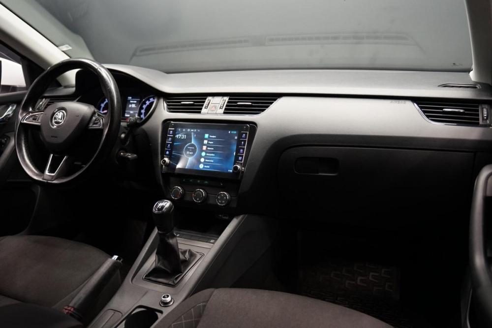 Skoda Octavia III (A7) Рестайлинг Крым  - изображение 21