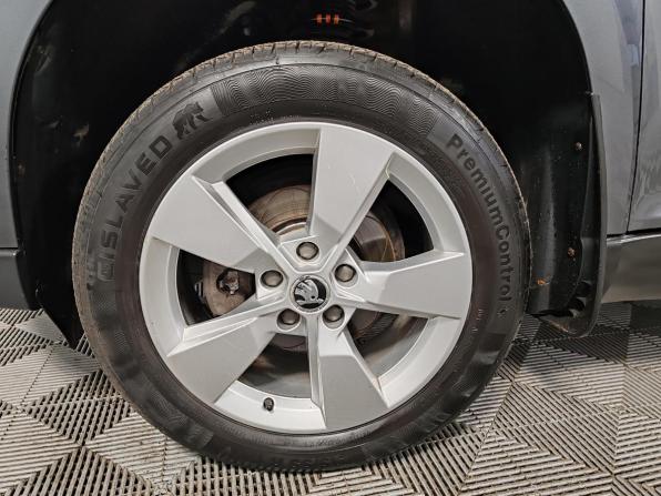 Skoda Yeti I Рестайлинг с пробегом 2015 года, цена 1 120 000 рублей, 186701 км, внедорожник, Автокод Объявления