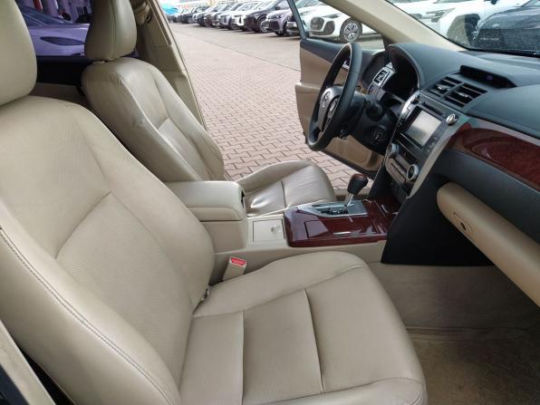 Toyota Camry VII (XV50) с пробегом 2012 года, цена 1 659 000 рублей, 215000 км, седан, Автокод Объявления
