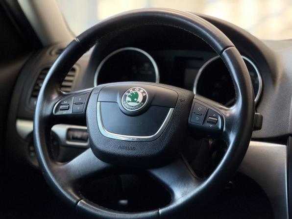 Skoda Yeti I с пробегом 2013 года, цена 1 070 000 рублей, 149394 км, внедорожник, Автокод Объявления