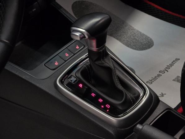 Kia Rio IV Рестайлинг с пробегом 2021 года, цена 1 699 000 рублей, 52000 км, седан, Автокод Объявления