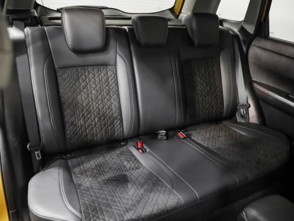 Suzuki Vitara II Рестайлинг с пробегом 2019 года, цена 1 230 000 рублей, 138900 км, внедорожник, Автокод Объявления