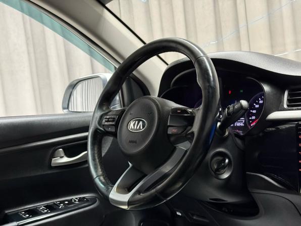 Kia Rio IV с пробегом 2019 года, цена 899 000 рублей, 215970 км, седан, Автокод Объявления