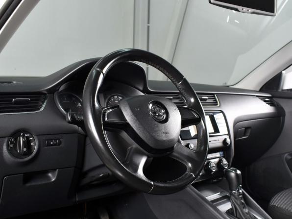 Skoda Octavia III (A7) с пробегом 2014 года, цена 1 044 995 рублей, 162869 км, лифтбек, Автокод Объявления