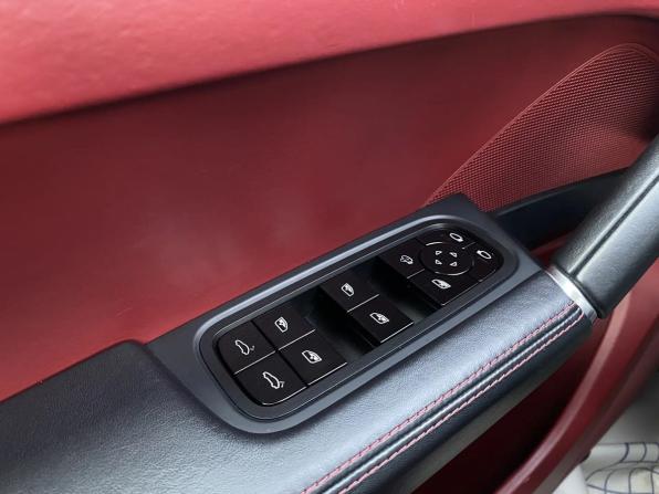Porsche Cayenne III с пробегом 2019 года, цена 5 959 000 рублей, 100150 км, внедорожник, Автокод Объявления