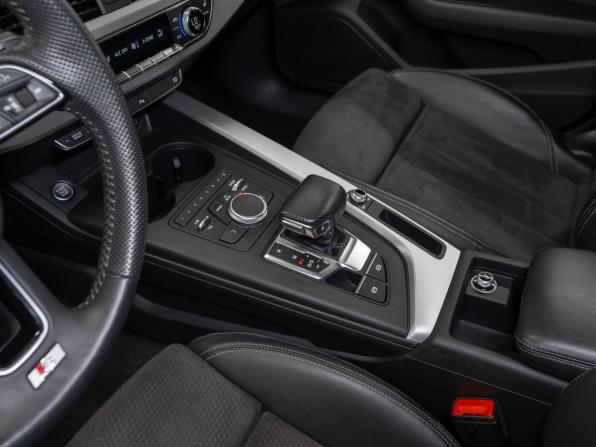 Audi A5 II (F5) с пробегом 2018 года, цена 3 440 000 рублей, 110657 км, лифтбек, Автокод Объявления