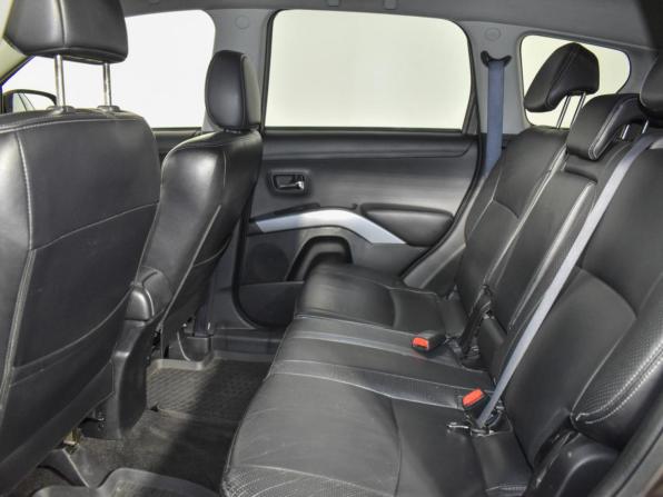 Mitsubishi Outlander II Рестайлинг с пробегом 2011 года, цена 754 000 рублей, 296186 км, внедорожник, Автокод Объявления