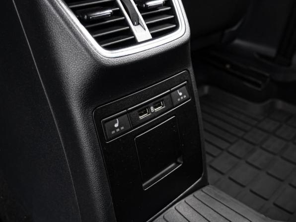 Skoda Octavia III (A7) Рестайлинг с пробегом 2018 года, цена 1 979 000 рублей, 124603 км, лифтбек, Автокод Объявления