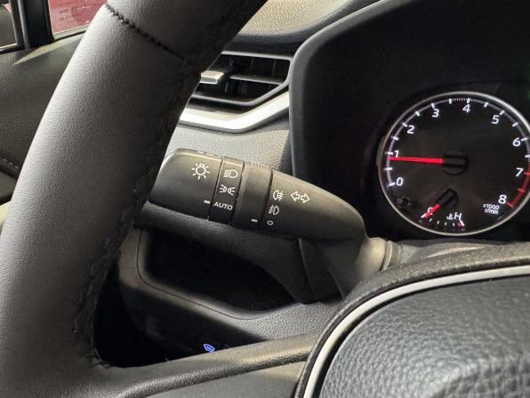 Toyota RAV4 V (XA50) с пробегом 2021 года, цена 3 200 000 рублей, 109156 км, внедорожник, Автокод Объявления