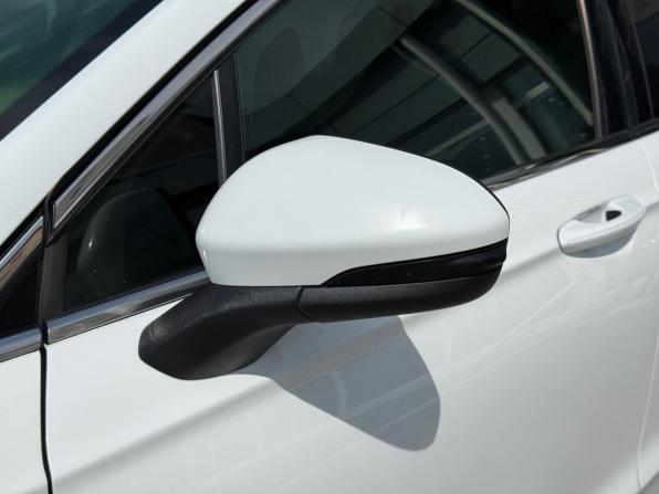 Ford Mondeo V с пробегом 2016 года, цена 1 005 000 рублей, 190856 км, седан, Автокод Объявления