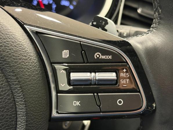 Kia Ceed III с пробегом 2018 года, цена 1 656 000 рублей, 97973 км, хэтчбек, Автокод Объявления