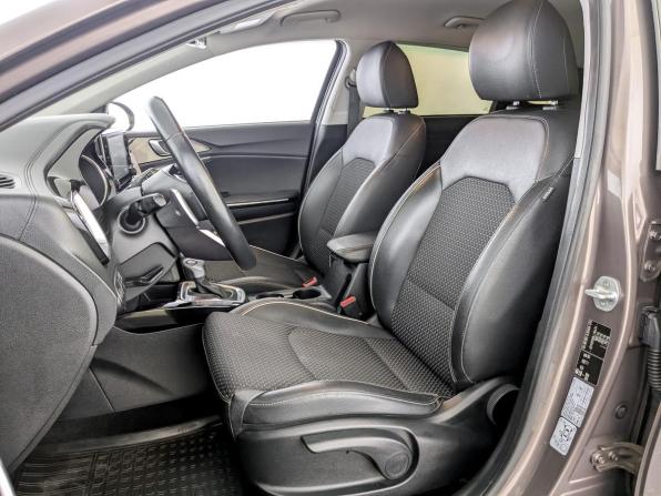 Kia Ceed III с пробегом 2020 года, цена 1 880 000 рублей, 88879 км, хэтчбек, Автокод Объявления