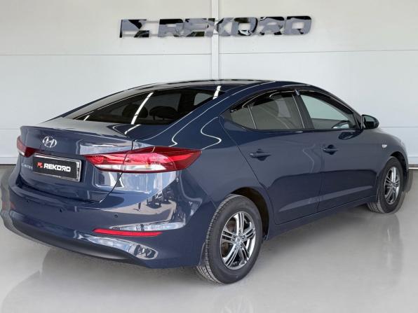Hyundai Elantra VI (AD) с пробегом 2016 года, цена 1 249 000 рублей, 188000 км, седан, Автокод Объявления