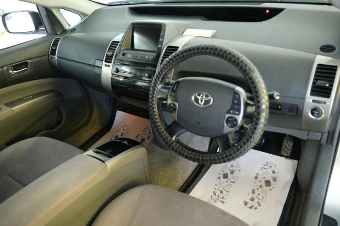 Toyota Prius II Рестайлинг (XW20) с пробегом 2008 года, цена 929 000 рублей, 250000 км, хэтчбек, Автокод Объявления