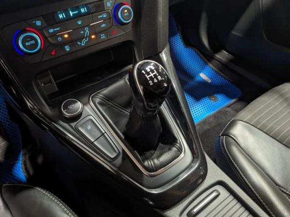 Ford Focus III Рестайлинг с пробегом 2018 года, цена 1 165 000 рублей, 128000 км, хэтчбек, Автокод Объявления