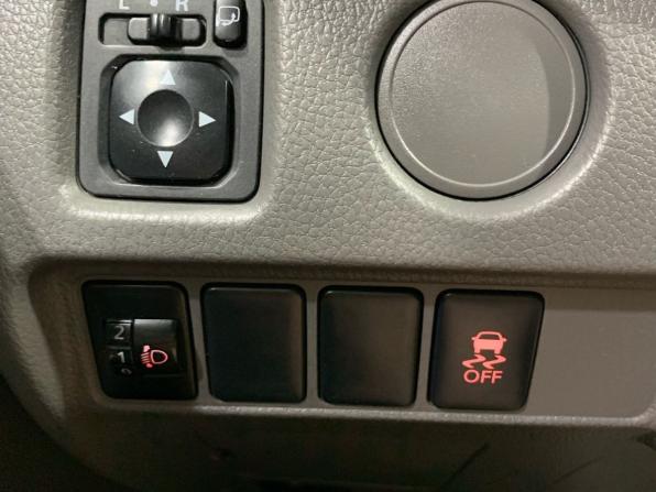 Mitsubishi L200 V с пробегом 2017 года, цена 1 750 000 рублей, 571305 км, offers.body_type.unknown, Автокод Объявления