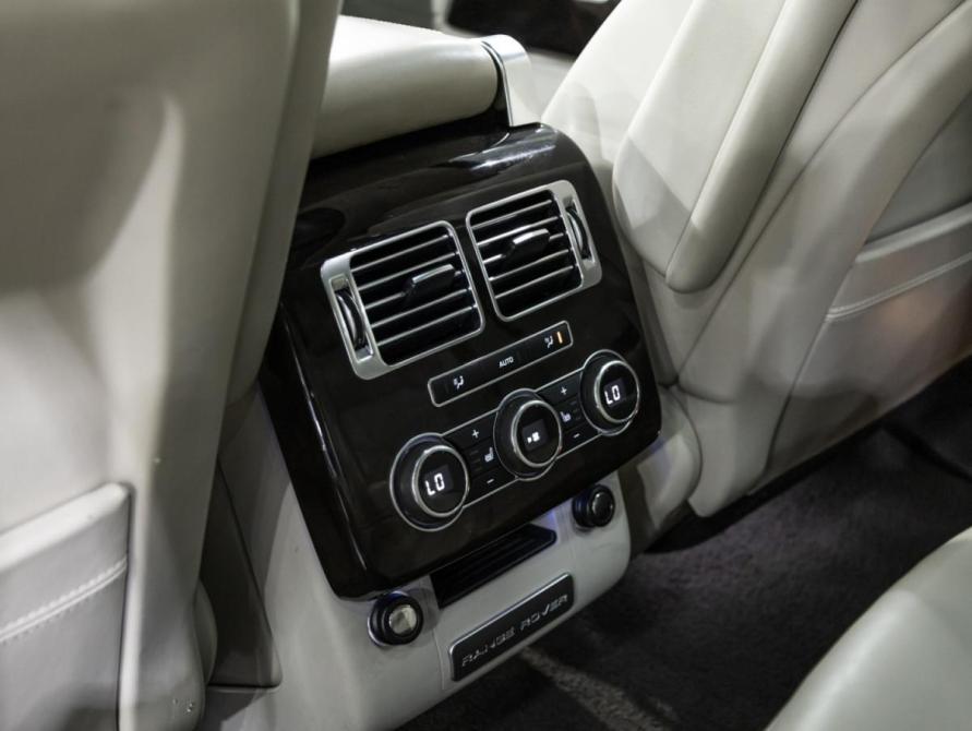 Land Rover Range Rover IV Санкт-Петербург  - изображение 24