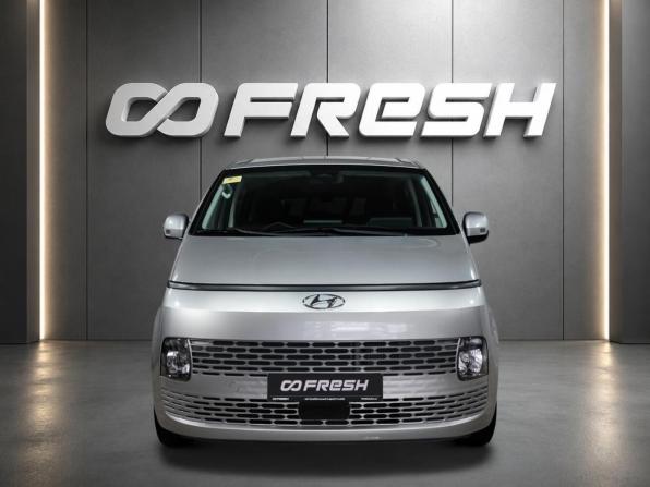 Hyundai Staria I с пробегом 2022 года, цена 4 559 000 рублей, 47633 км, минивэн, Автокод Объявления