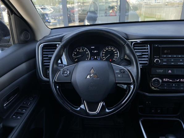 Mitsubishi Outlander III Рестайлинг 2 с пробегом 2017 года, цена 1 619 000 рублей, 153387 км, внедорожник, Автокод Объявления