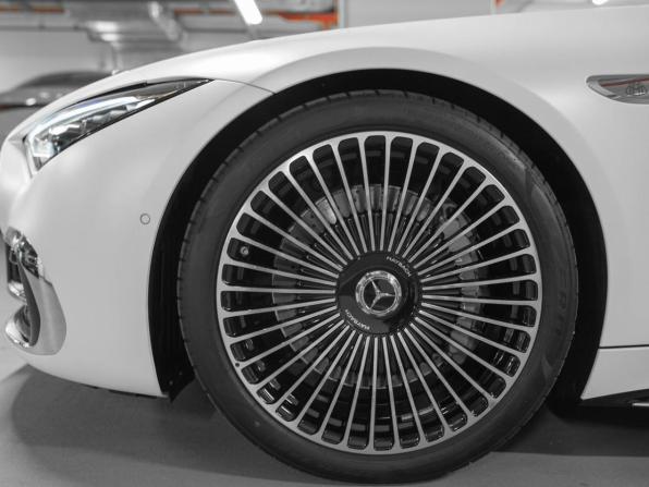 Новый Mercedes-Benz Maybach SL 2025 года, цена 35 900 000 рублей, родстер, Автокод Объявления