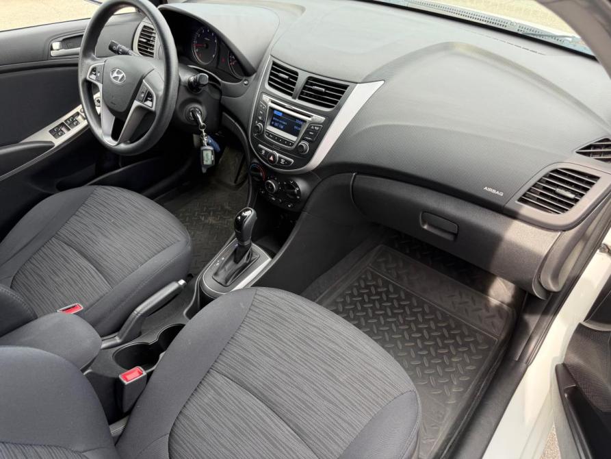Hyundai Solaris I Рестайлинг Курган  - изображение 9