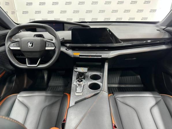 Changan UNI-V I с пробегом 2024 года, цена 2 496 000 рублей, 18146 км, лифтбек, Автокод Объявления