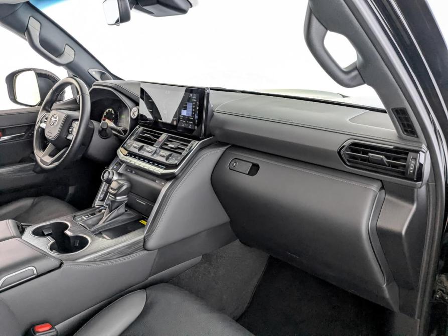 Toyota Land Cruiser 300 Series Москва  - изображение 11