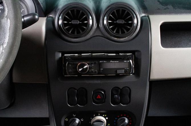 Renault Logan I Рестайлинг с пробегом 2010 года, цена 249 000 рублей, 384000 км, седан, Автокод Объявления