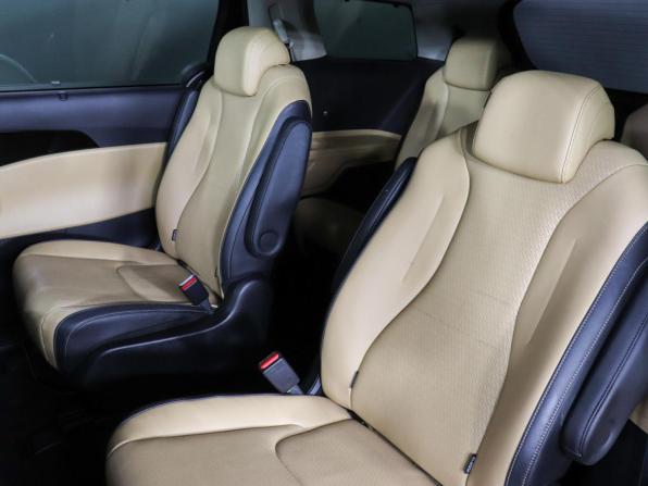 Kia Carnival IV с пробегом 2020 года, цена 3 850 000 рублей, 64100 км, минивэн, Автокод Объявления