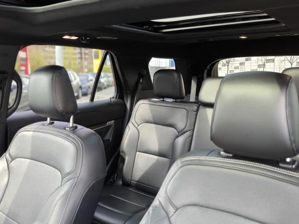 Ford Explorer V Рестайлинг 2 с пробегом 2018 года, цена 3 400 000 рублей, 99850 км, внедорожник, Автокод Объявления