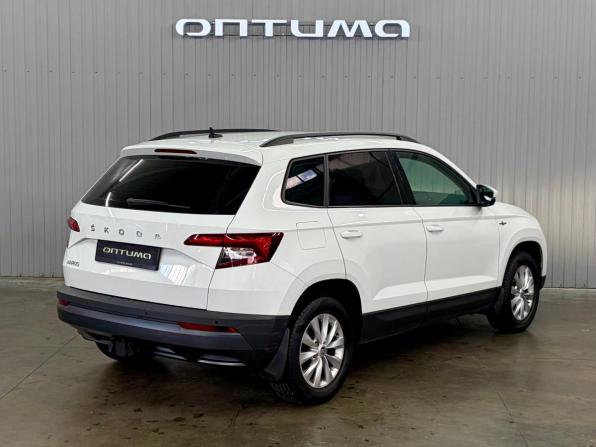 Skoda Karoq I с пробегом 2021 года, цена 2 497 000 рублей, 54834 км, внедорожник, Автокод Объявления
