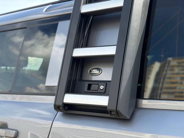 Land Rover Defender II с пробегом 2020 года, цена 4 250 000 рублей, 121251 км, внедорожник, Автокод Объявления