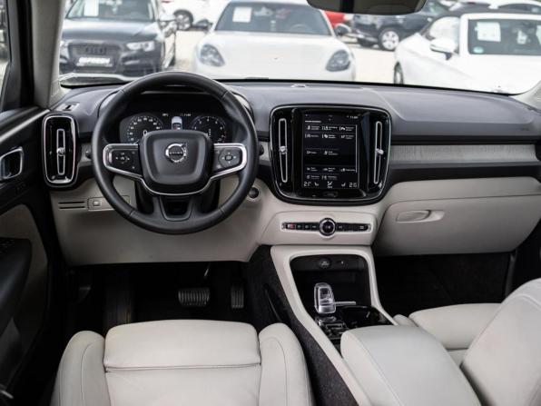 Volvo XC40 I с пробегом 2021 года, цена 3 849 000 рублей, 83514 км, внедорожник, Автокод Объявления