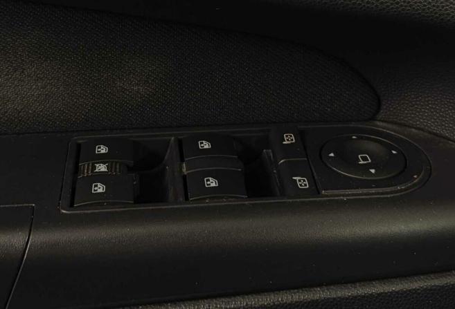 Opel Zafira B Рестайлинг с пробегом 2012 года, цена 670 000 рублей, 138823 км, минивэн, Автокод Объявления