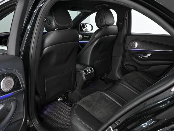 Mercedes-Benz E-Класс V (W213 S213 C238) с пробегом 2018 года, цена 2 949 000 рублей, 131421 км, седан, Автокод Объявления