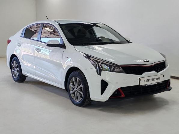 Kia Rio IV Рестайлинг с пробегом 2020 года, цена 1 550 000 рублей, 110292 км, седан, Автокод Объявления