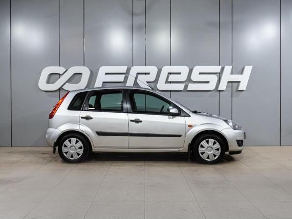 Ford Fiesta Mk5 с пробегом 2008 года, цена 499 000 рублей, 180862 км, хэтчбек, Автокод Объявления