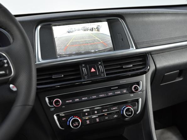 Kia K5 II с пробегом 2016 года, цена 1 949 000 рублей, 166000 км, седан, Автокод Объявления
