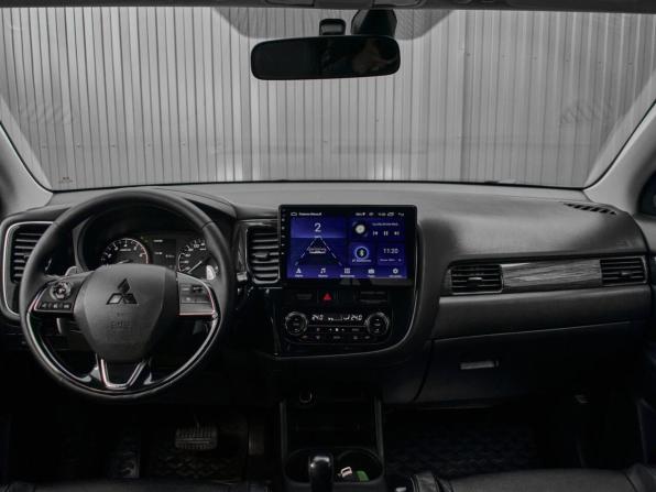 Mitsubishi Outlander III Рестайлинг 2 с пробегом 2016 года, цена 1 999 000 рублей, 171157 км, внедорожник, Автокод Объявления