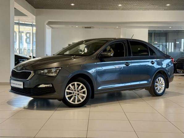Skoda Rapid II с пробегом 2021 года, цена 1 699 000 рублей, 69300 км, лифтбек, Автокод Объявления