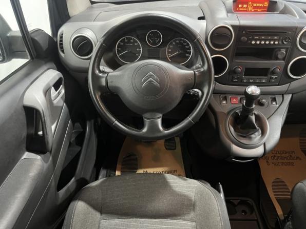 Citroen Berlingo II Рестайлинг 2 с пробегом 2017 года, цена 1 231 700 рублей, 159504 км, компактвэн, Автокод Объявления