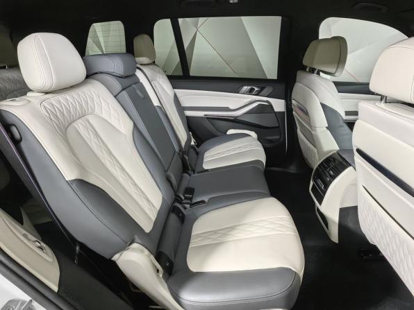 BMW X7 I (G07) Рестайлинг с пробегом 2023 года, цена 10 150 000 рублей, 115914 км, внедорожник, Автокод Объявления