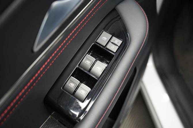 Forthing T5 EVO с пробегом 2023 года, цена 2 444 000 рублей, 29101 км, внедорожник, Автокод Объявления